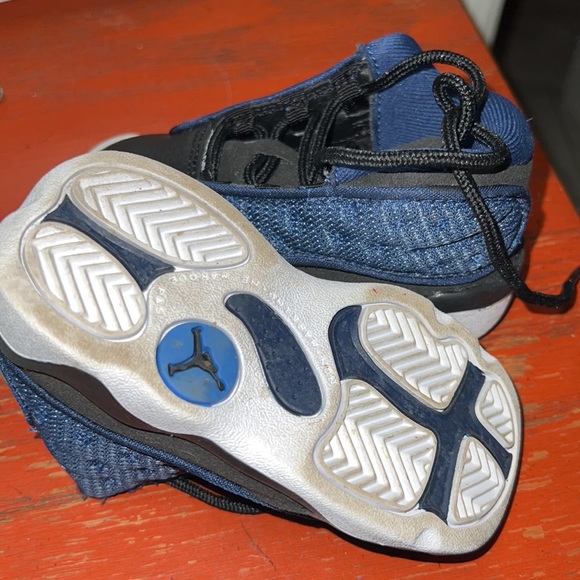 Jordan size 6c - Picture 2 of 4